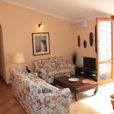 Uliveto Apartment *